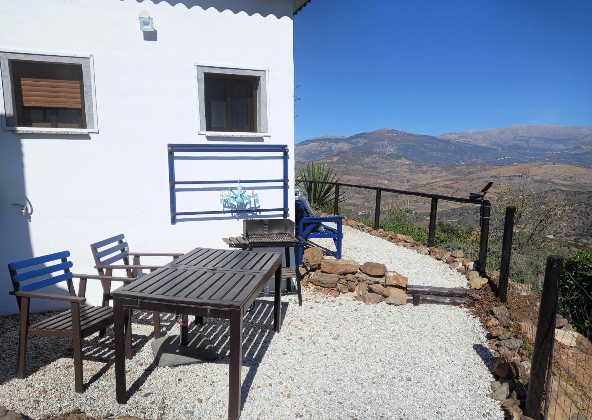 Vine Ridge Studio And Apartment Comares Kültér fotó