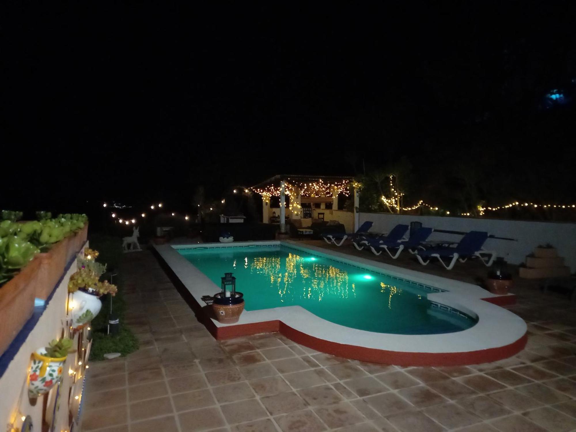 Vine Ridge Studio And Apartment Comares Kültér fotó
