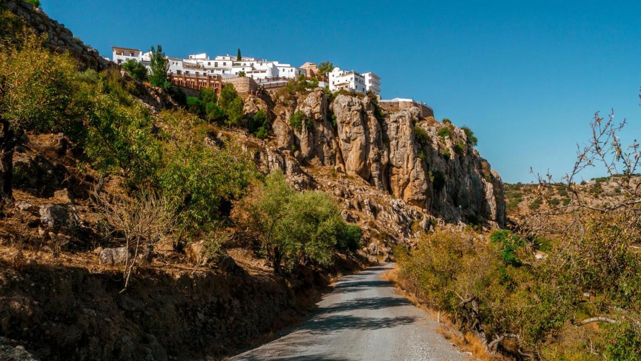 Vine Ridge Studio And Apartment Comares Kültér fotó